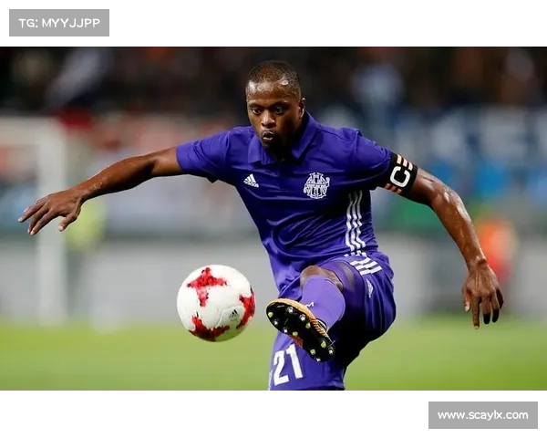 如何全面评估埃弗拉的球员表现及其在足球场上的影响力分析